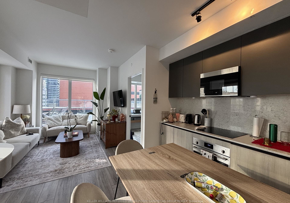 108-peter-street-toronto-ontario-c12756034