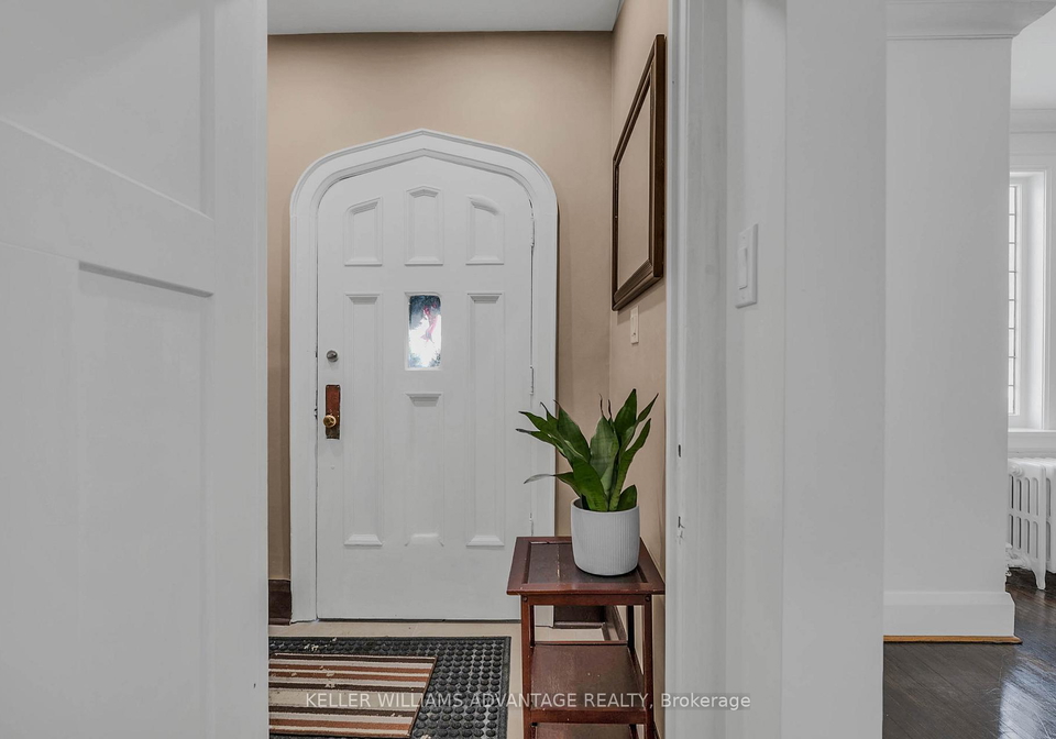 33-whitehall-road-toronto-ontario-c12756114