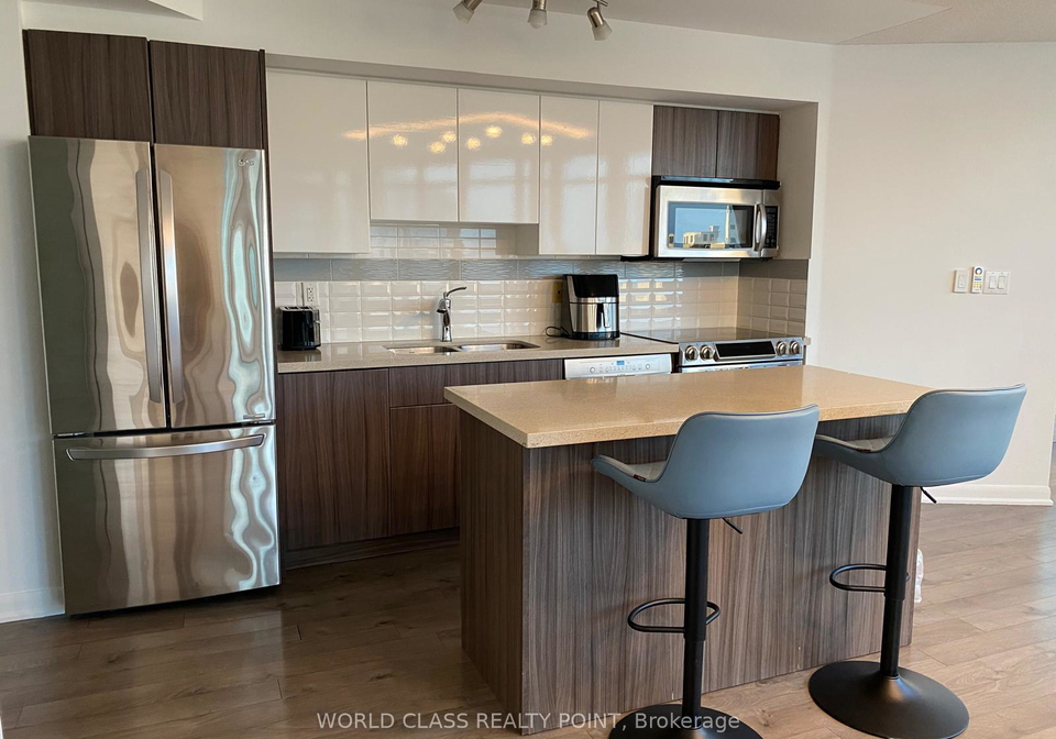 600-fleet-street-toronto-ontario-c12756202