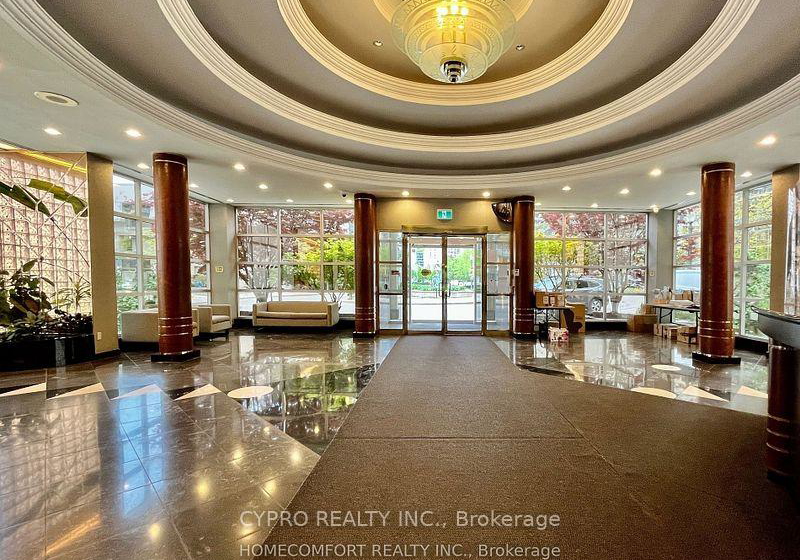 28-hollywood-avenue-north-york-ontario-c12756246