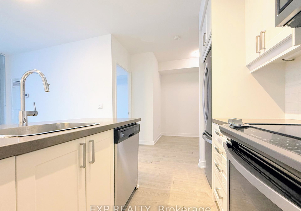 50-wellesley-street-e-toronto-ontario-c12756280