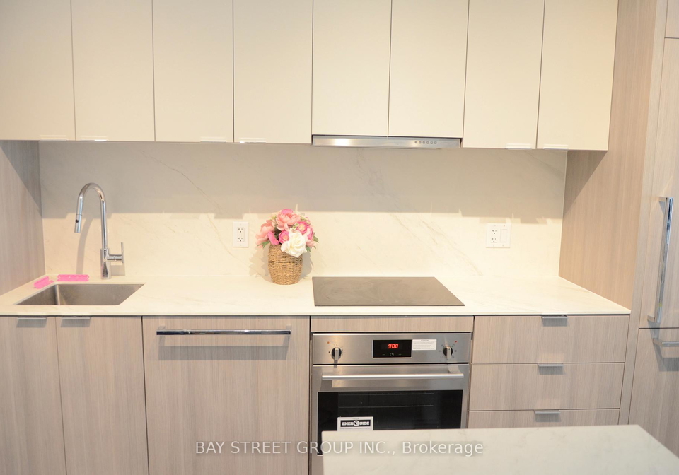 6-greenbriar-road-north-york-ontario-c12756290