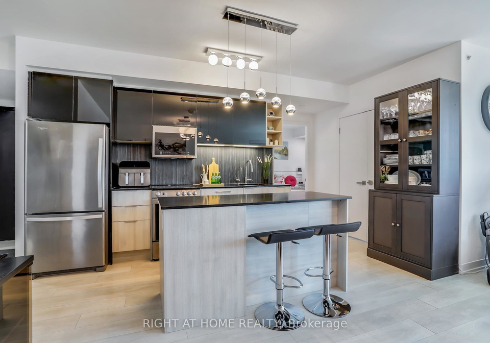 31-tippett-road-toronto-ontario-c12756294