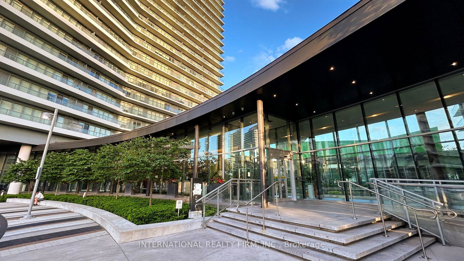 117-mcmahon-drive-north-york-ontario-c12756352