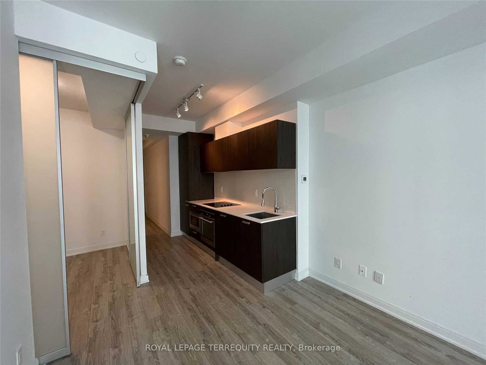 50-charles-street-e-toronto-ontario-c12756676