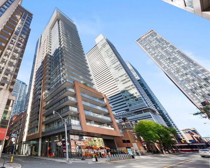 8-mercer-street-toronto-ontario-c12756750