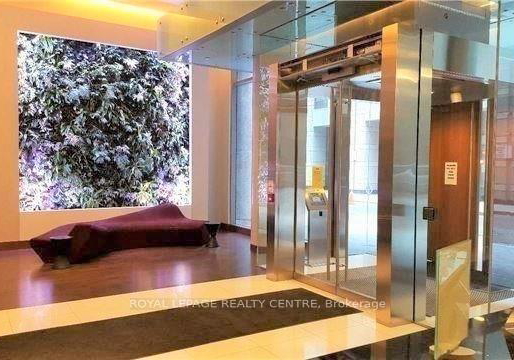 8-mercer-street-toronto-ontario-c12756750