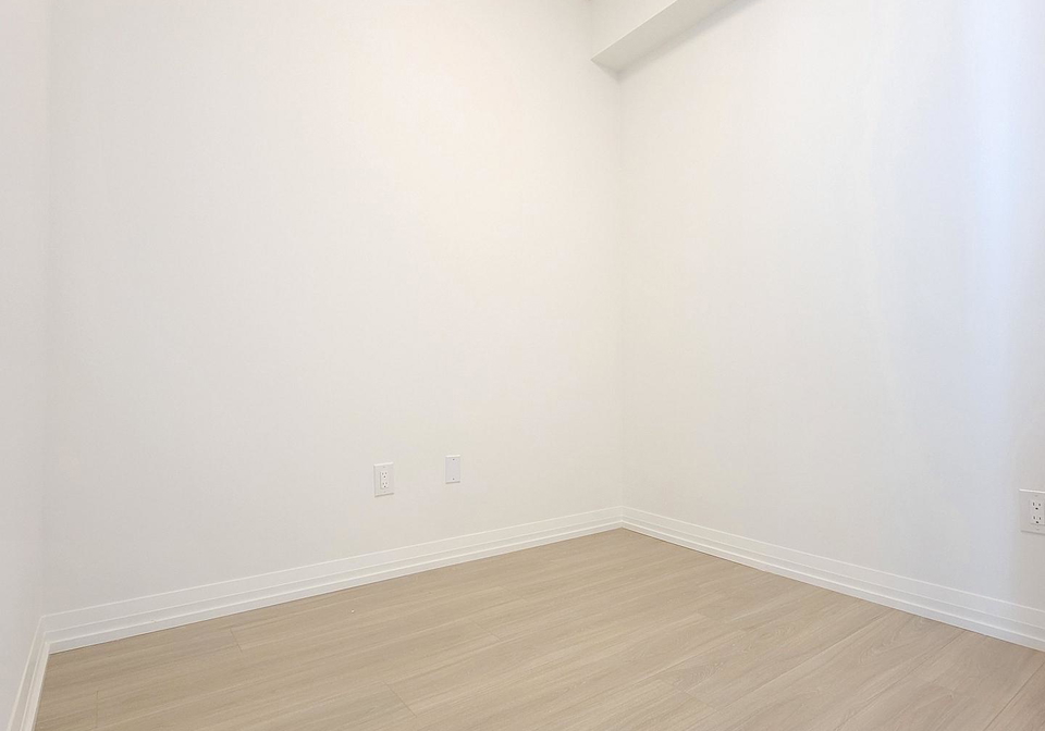 8-widmer-street-toronto-ontario-c12756868