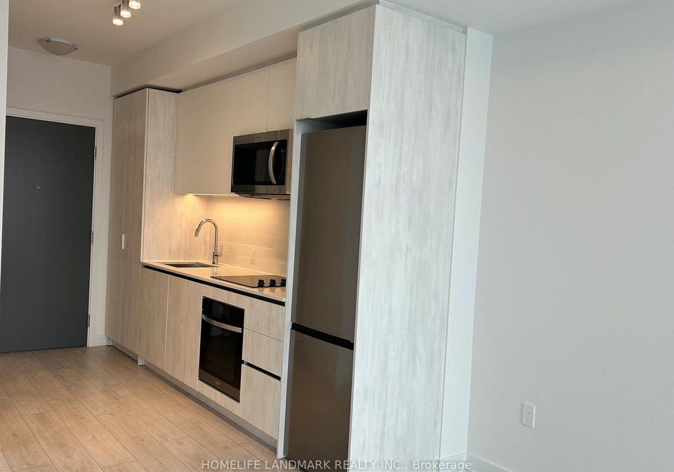 5858-yonge-street-toronto-ontario-c12757204
