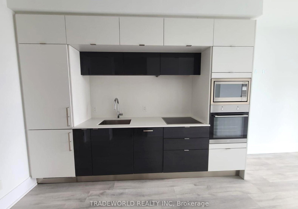 1-edgewater-drive-toronto-ontario-c12757296