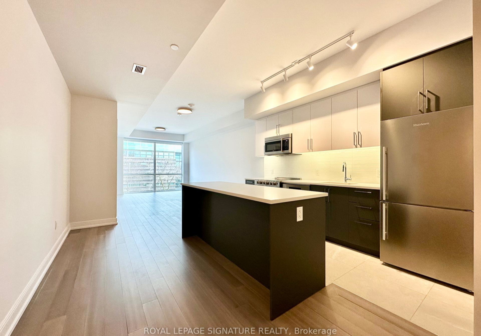 664-spadina-avenue-toronto-ontario-c12757458