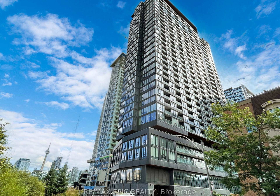19-western-battery-road-toronto-ontario-c12757470