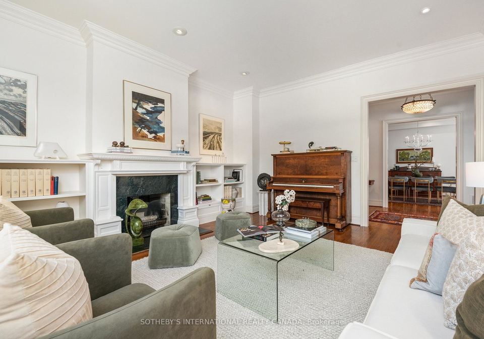 19-roxborough-street-e-toronto-ontario-c12757506