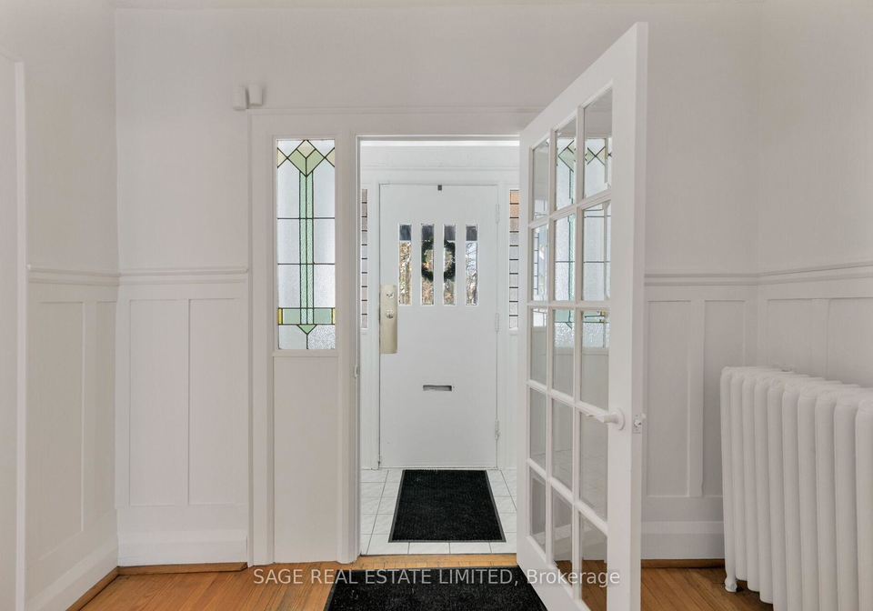 25-wells-hill-avenue-toronto-ontario-c12757520