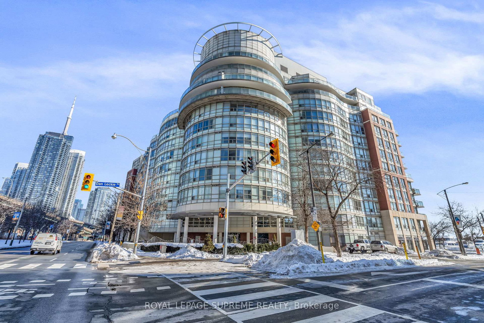 550-queens-quay-w-toronto-ontario-c12757604