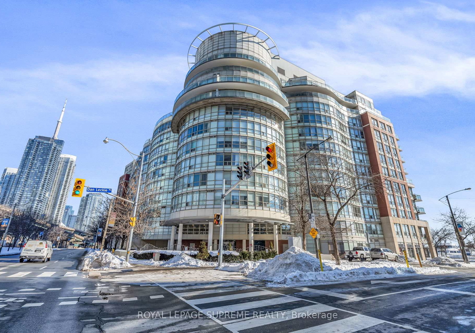 550-queens-quay-w-toronto-ontario-c12757604