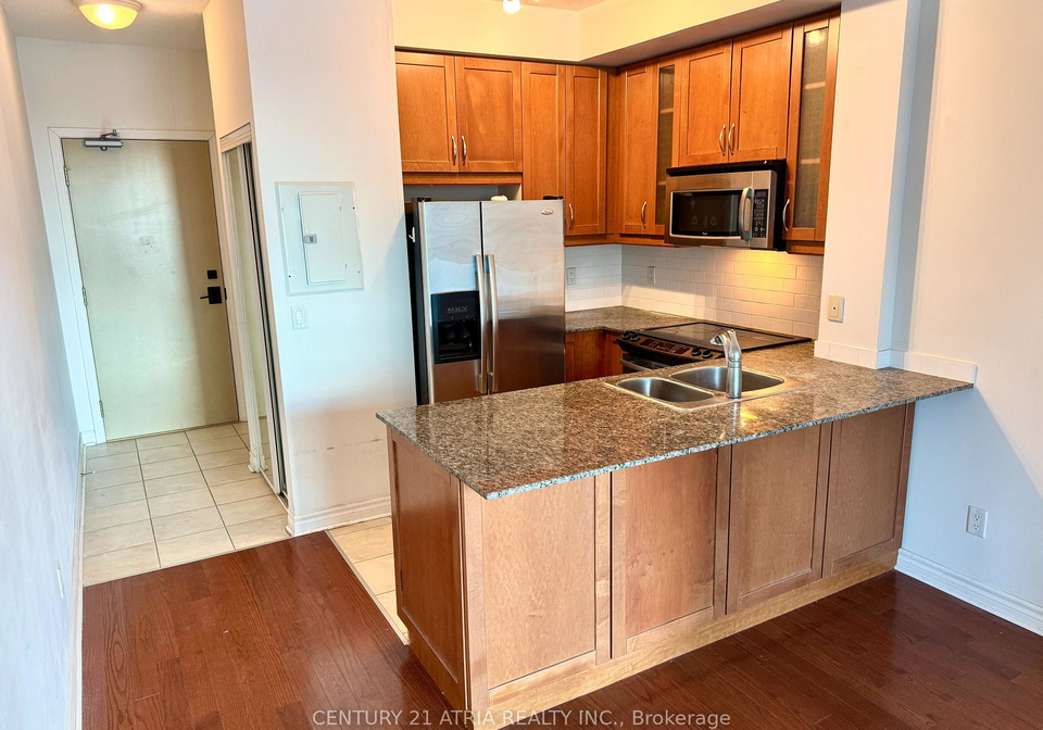 18-holmes-avenue-north-york-ontario-c12757702