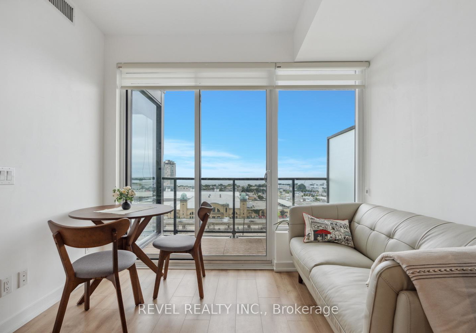 135-east-liberty-street-toronto-ontario-c12757706