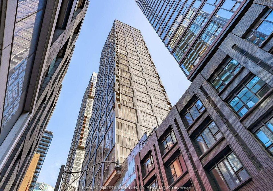 35-mercer-street-toronto-ontario-c12757820