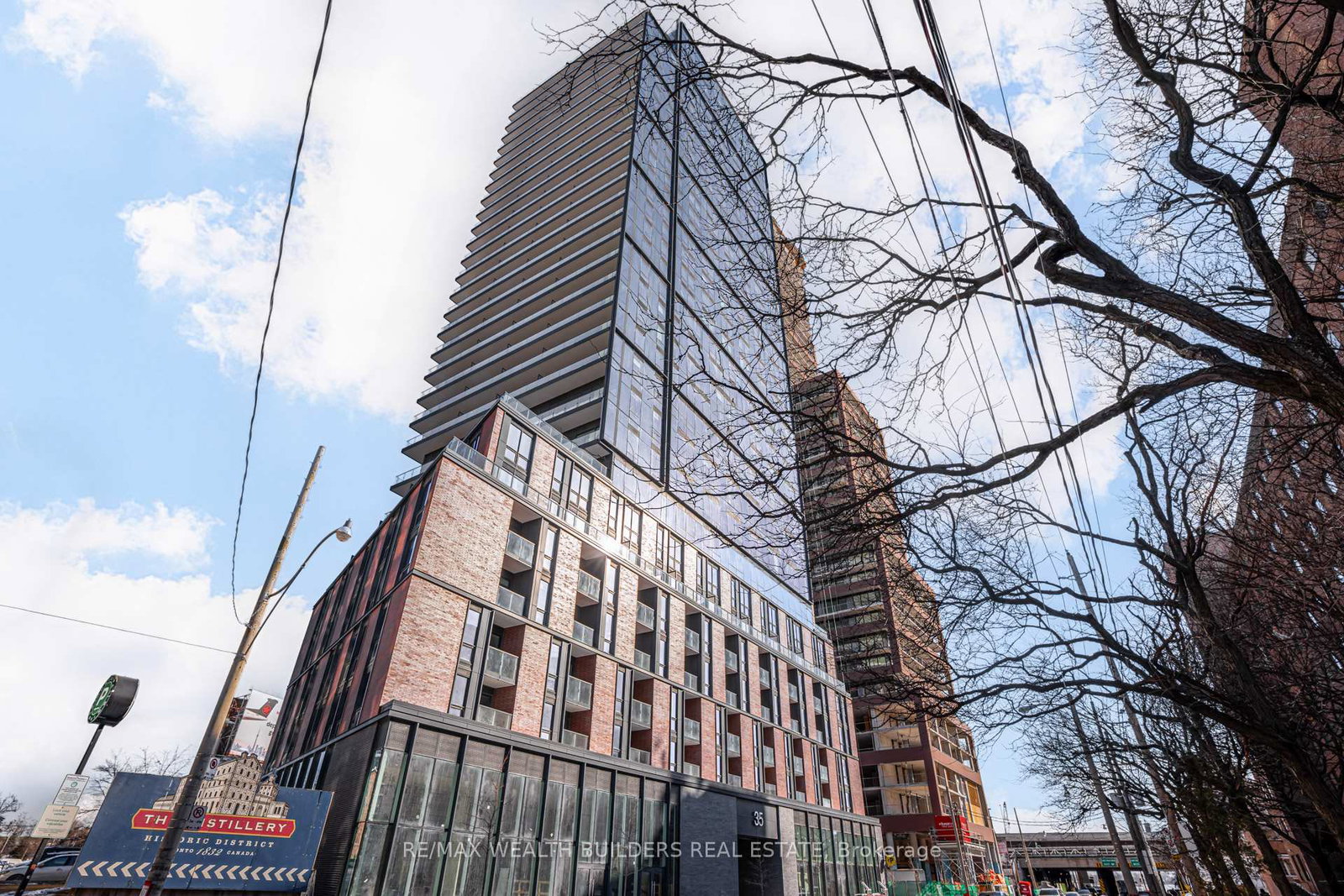 35-parliament-street-toronto-ontario-c12758086