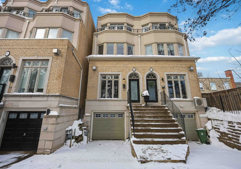 9-gange-avenue-toronto-ontario-c12758154