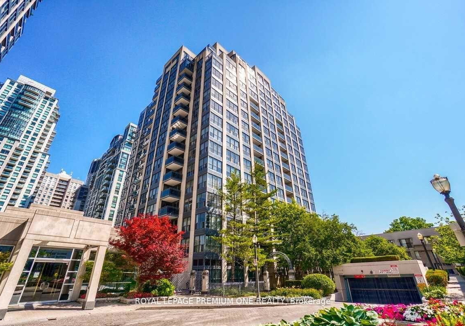 28-hollywood-avenue-north-york-ontario-c12758196