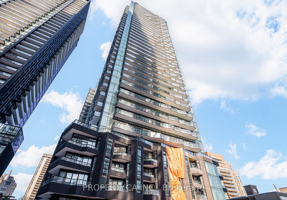 110-broadway-avenue-toronto-ontario-c12758214