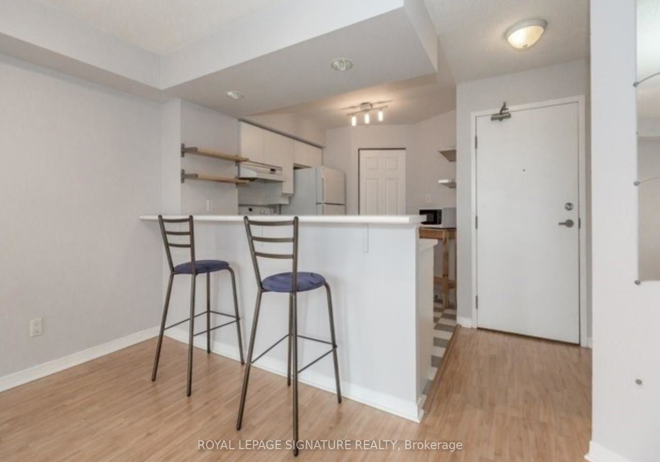801-king-street-w-toronto-ontario-c12758708
