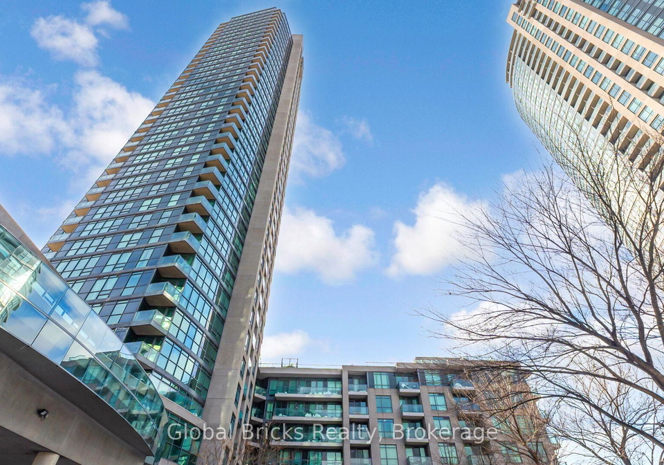 209-fort-york-boulevard-toronto-ontario-c12758714