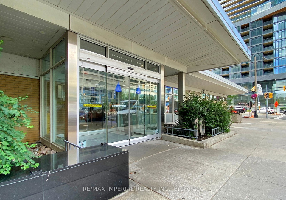 10-navy-wharf-court-toronto-ontario-c12758892