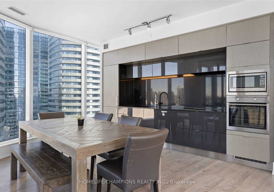 10-york-street-toronto-ontario-c12758954