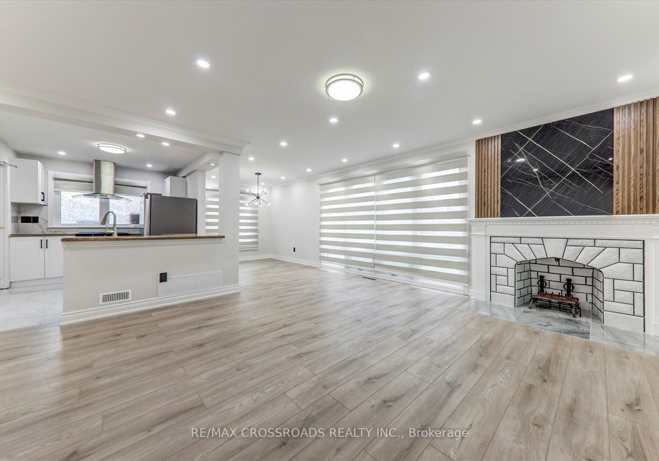 2-tangmere-road-north-york-ontario-c12758984