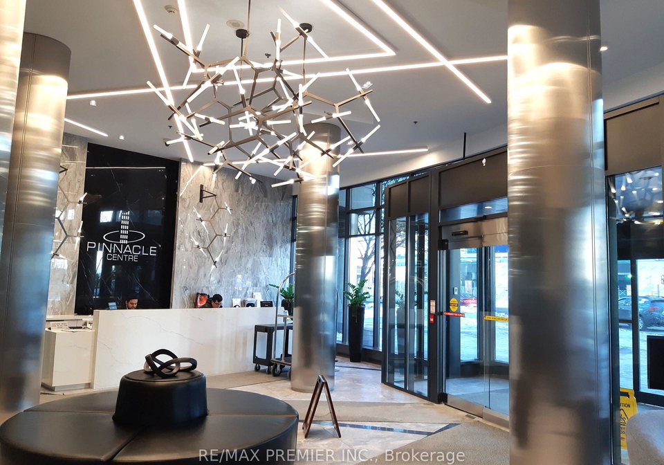 12-yonge-street-toronto-ontario-c12759614