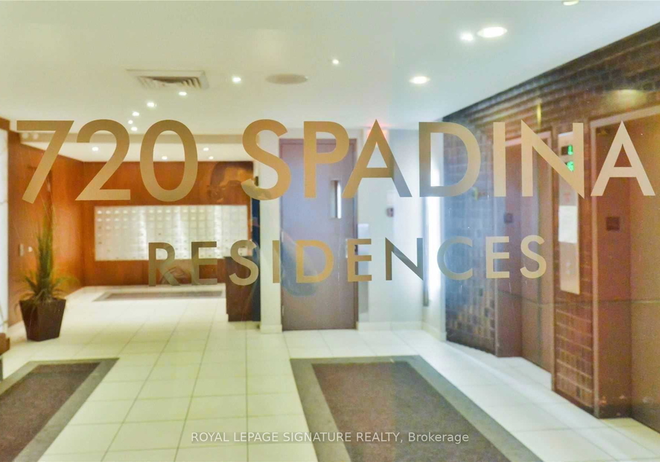720-spadina-avenue-w-toronto-ontario-c12759892