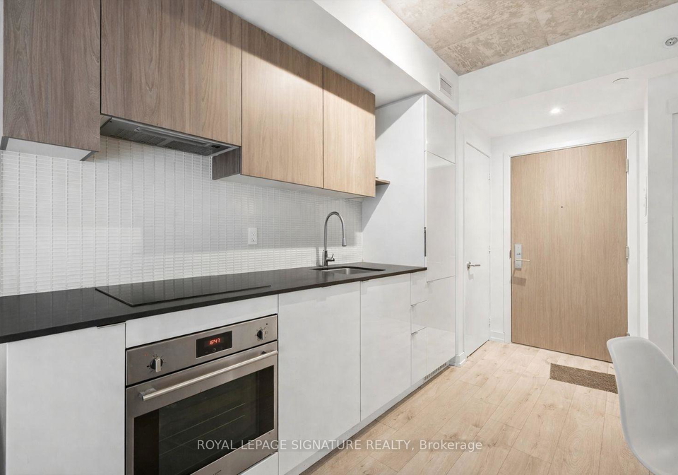 161-roehampton-avenue-toronto-ontario-c12760054