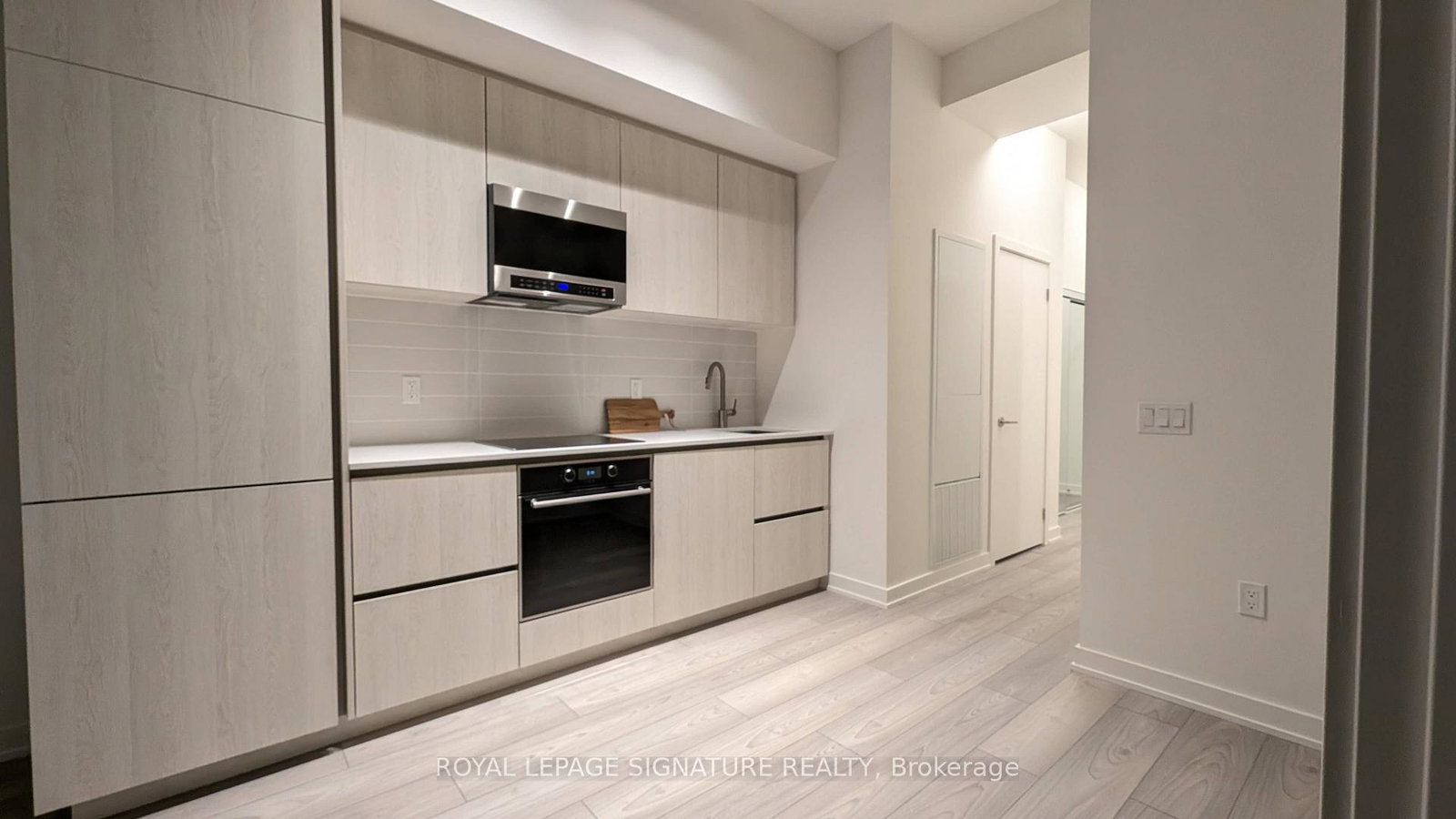 120-broadway-avenue-toronto-ontario-c12760084