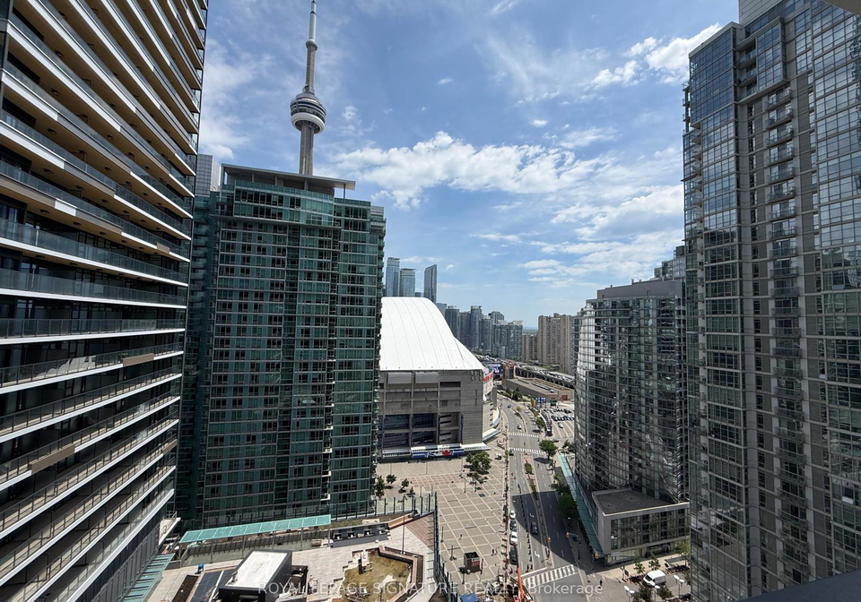 3-concord-cityplace-way-toronto-ontario-c12760112