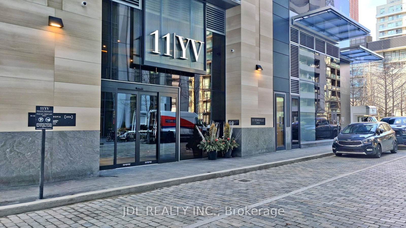11-yorkville-avenue-toronto-ontario-c12760194