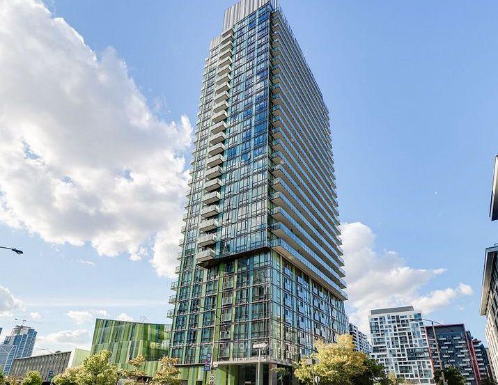 170-fort-york-boulevard-toronto-ontario-c12760260