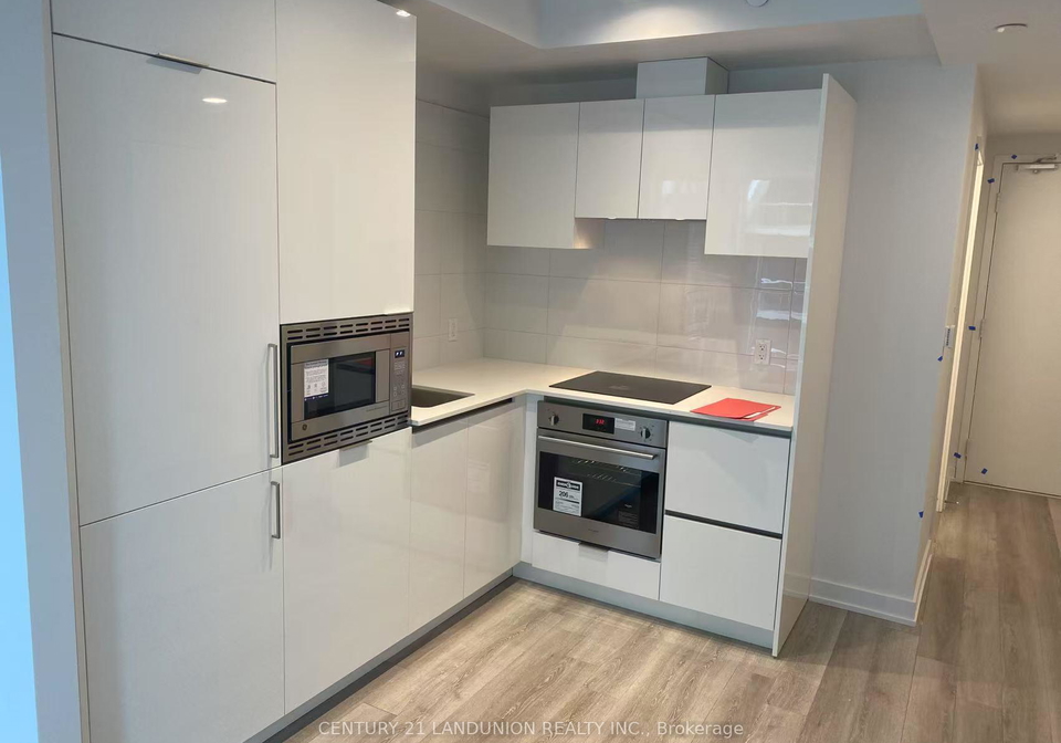 238-simcoe-street-toronto-ontario-c12760282
