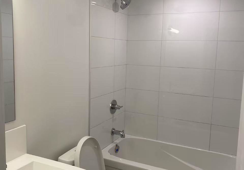 238-simcoe-street-toronto-ontario-c12760282