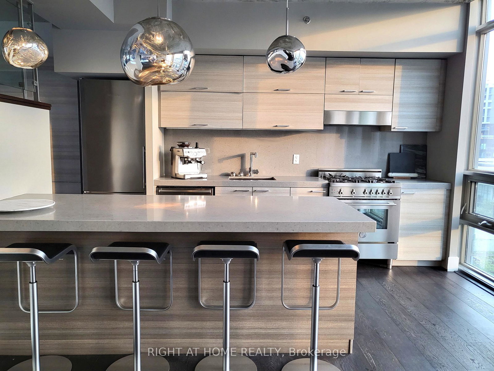 55-stewart-street-toronto-ontario-c12760364