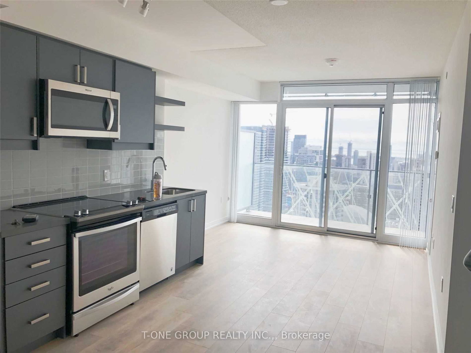 50-wellesley-street-e-toronto-ontario-c12760368