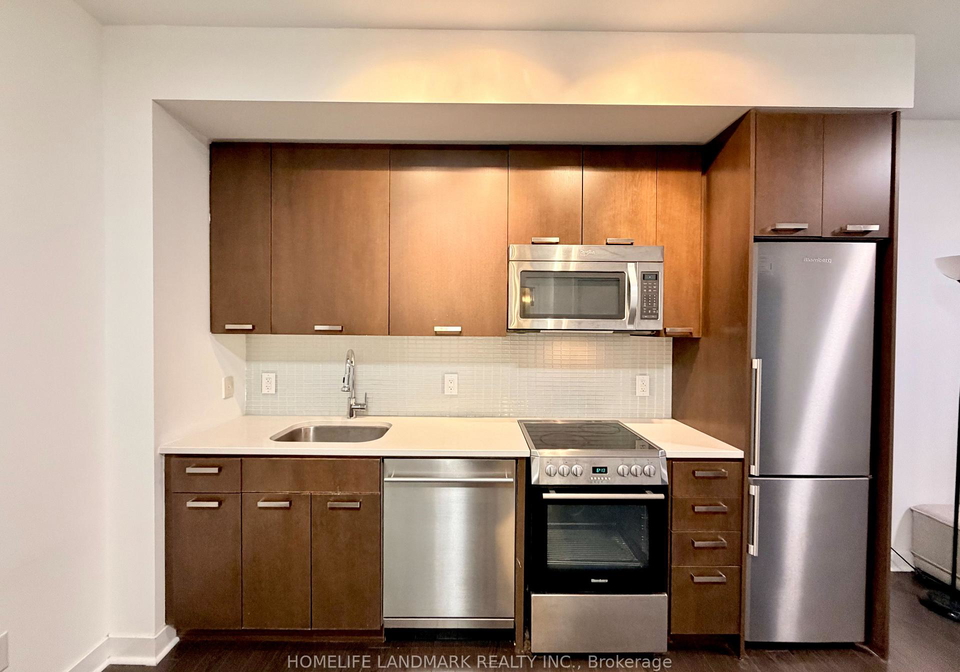 295-adelaide-street-w-toronto-ontario-c12760436