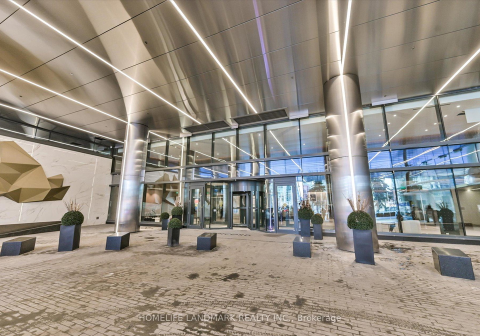 1-concord-cityplace-way-toronto-ontario-c12760454