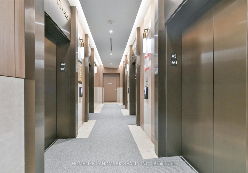 1-concord-cityplace-way-toronto-ontario-c12760454
