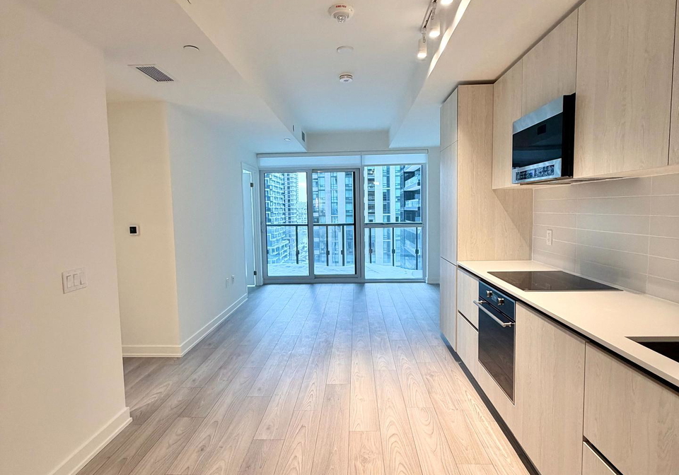 110-broadway-avenue-toronto-ontario-c12760458