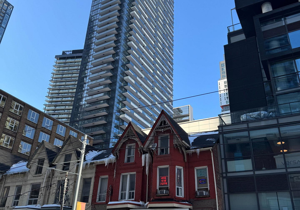 38-widmer-street-toronto-ontario-c12760526