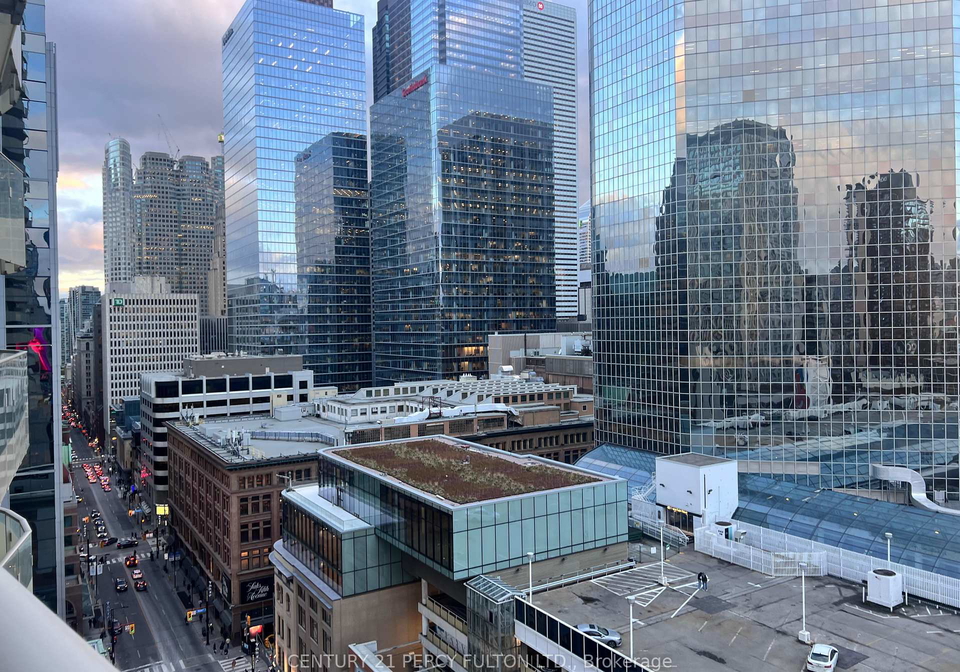 197-yonge-street-toronto-ontario-c12760696