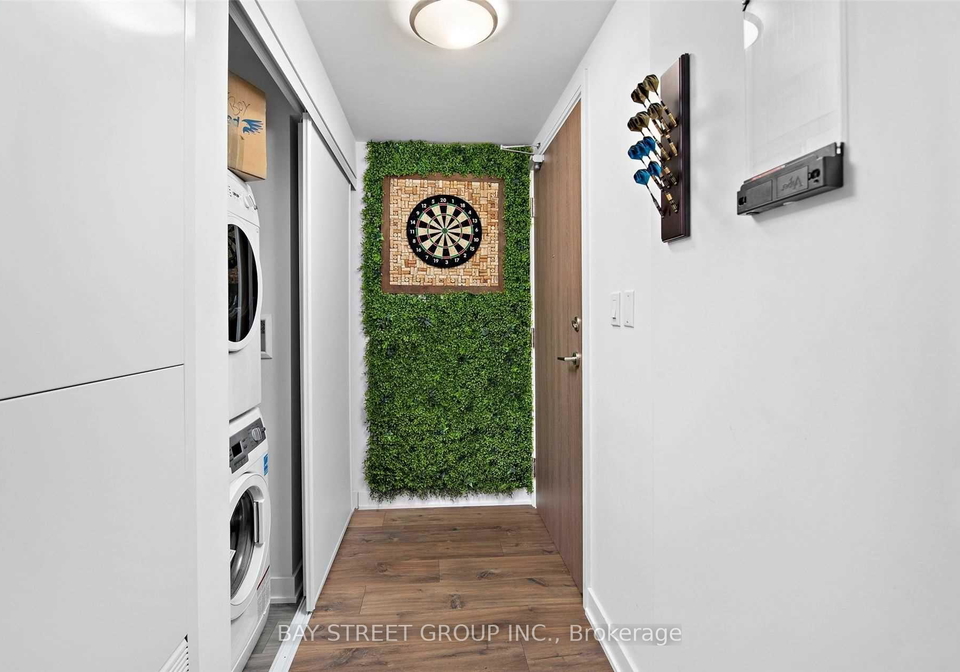 27-bathurst-street-toronto-ontario-c12760838